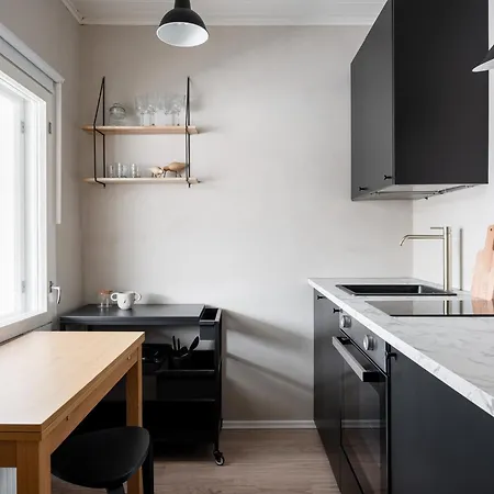 Apartment Lovely In Pispala Tampere